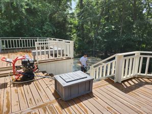 Pressure Washing in Brentwood, NY (2)