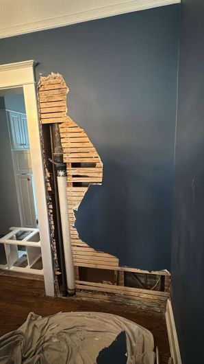 Drywall Repair in Breantwood, NY (2)