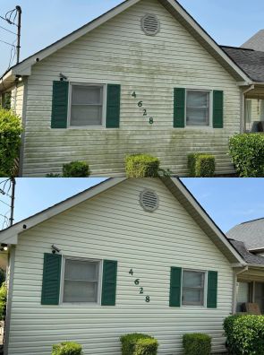 Before & After House Pressure Washing in Melville, NY (2)